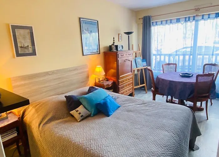 Cosy, Vrai Lit 140, Wifi, Centre Trouville-sur-mer, Gare 200 M, Parking Option Apartament