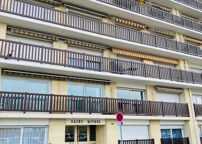 Cosy, Vrai Lit 140, Wifi, Centre Trouville-sur-mer, Gare 200 M, Parking Option * Trouville-sur-Mer