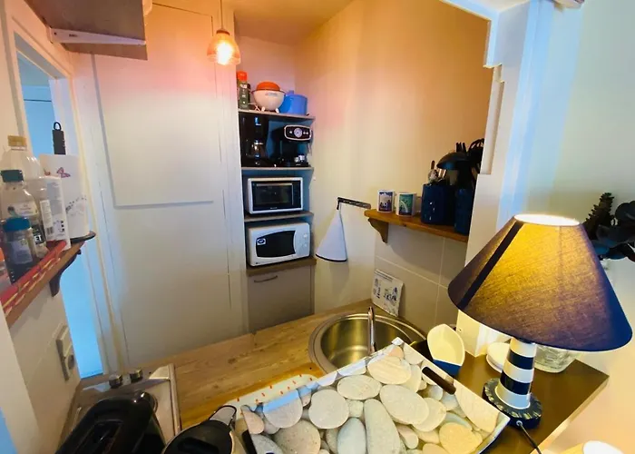 Cosy, Vrai Lit 140, Wifi, Centre Trouville-sur-mer, Gare 200 M, Parking Option Apartament Trouville-sur-Mer